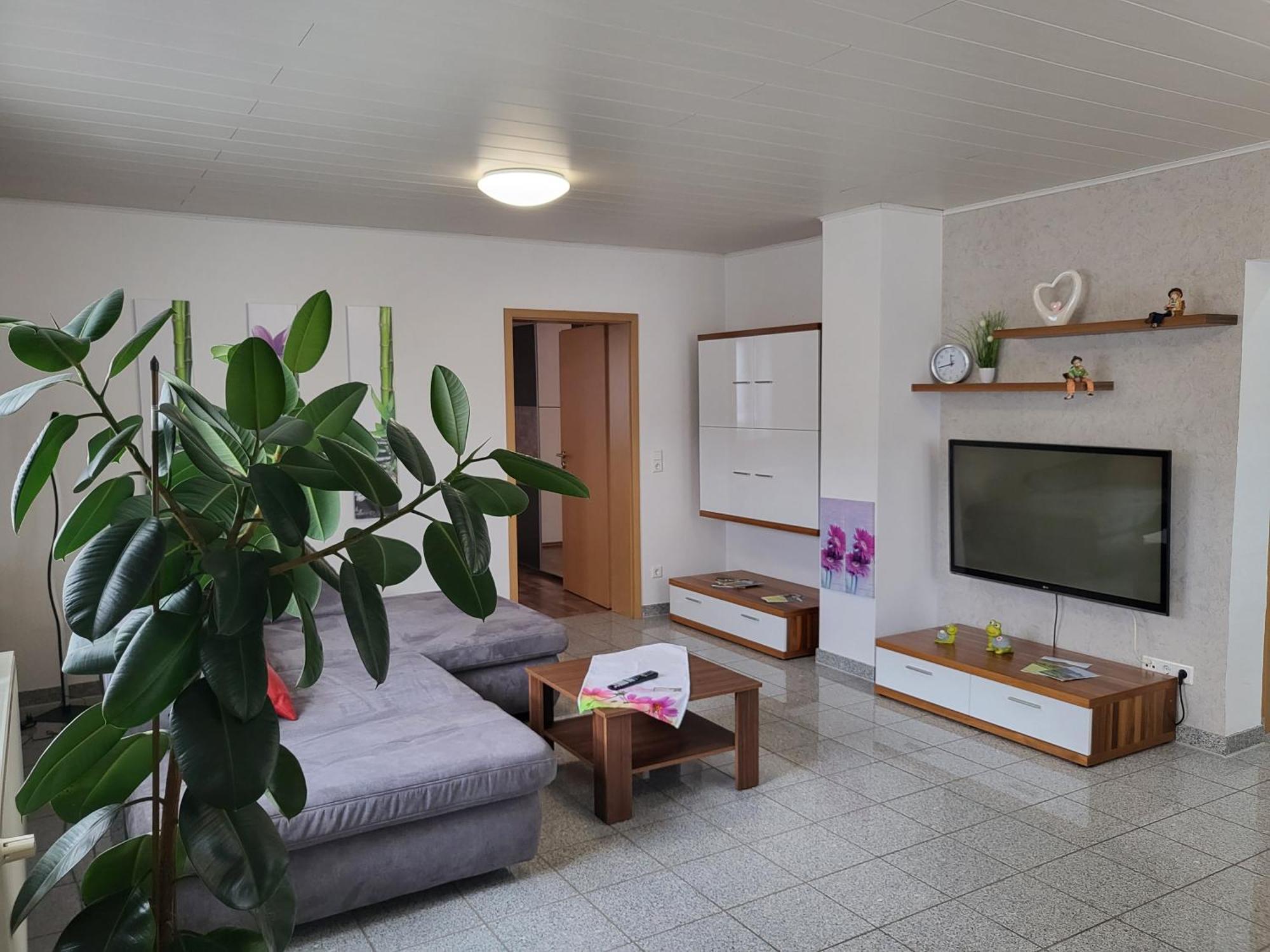Ferienwohnung Schardt Annweiler am Trifels Exterior photo